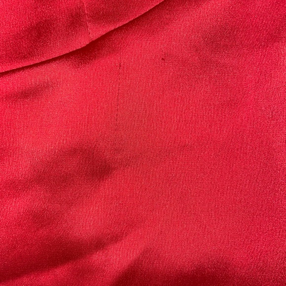 Satin Red Cropped Tank Top - Picture 3 of 6